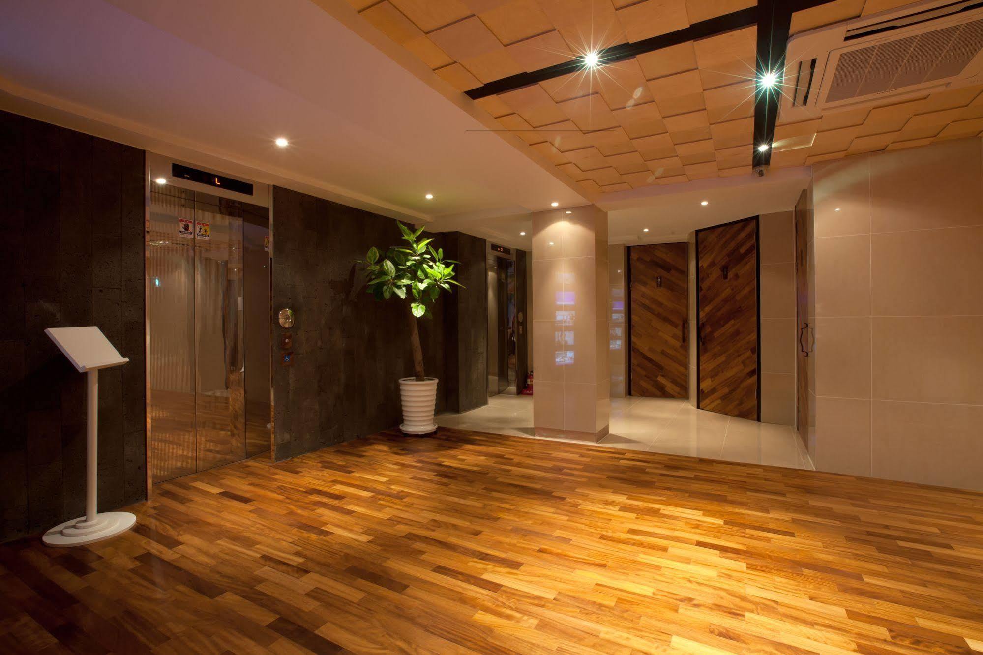 Mate Hotel Seoul Gimpo ภายนอก รูปภาพ