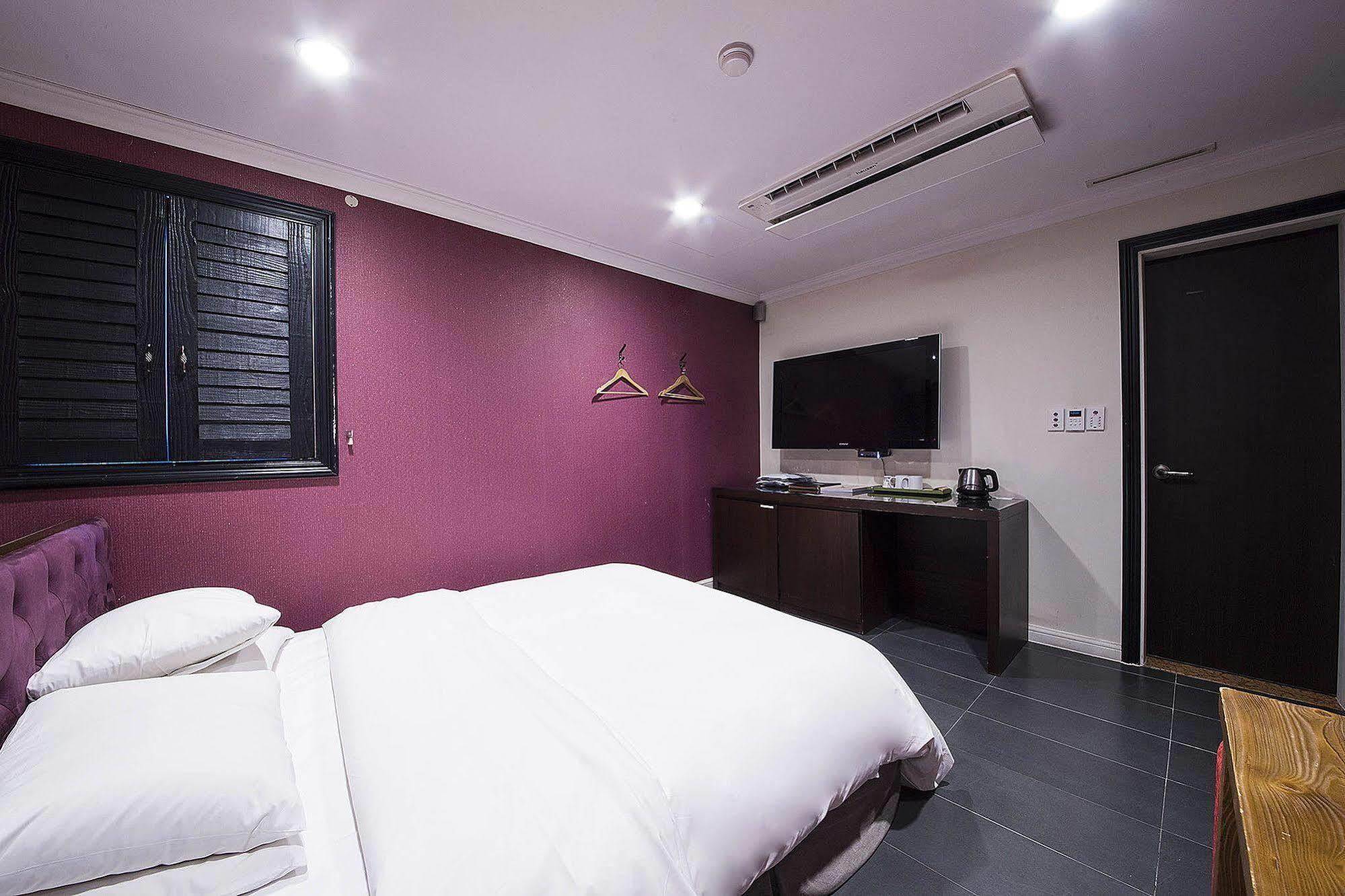 Mate Hotel Seoul Gimpo ภายนอก รูปภาพ