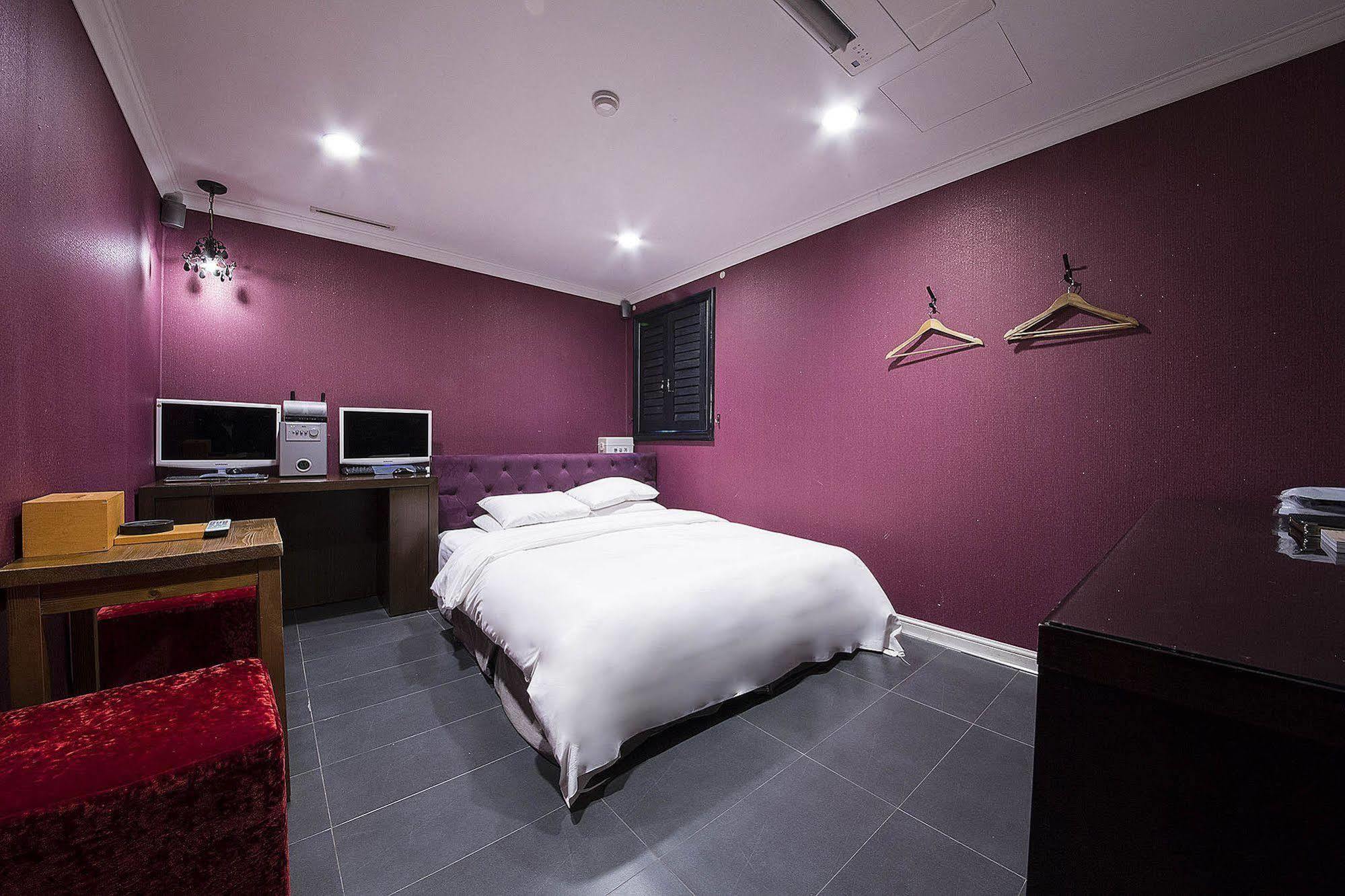 Mate Hotel Seoul Gimpo ภายนอก รูปภาพ
