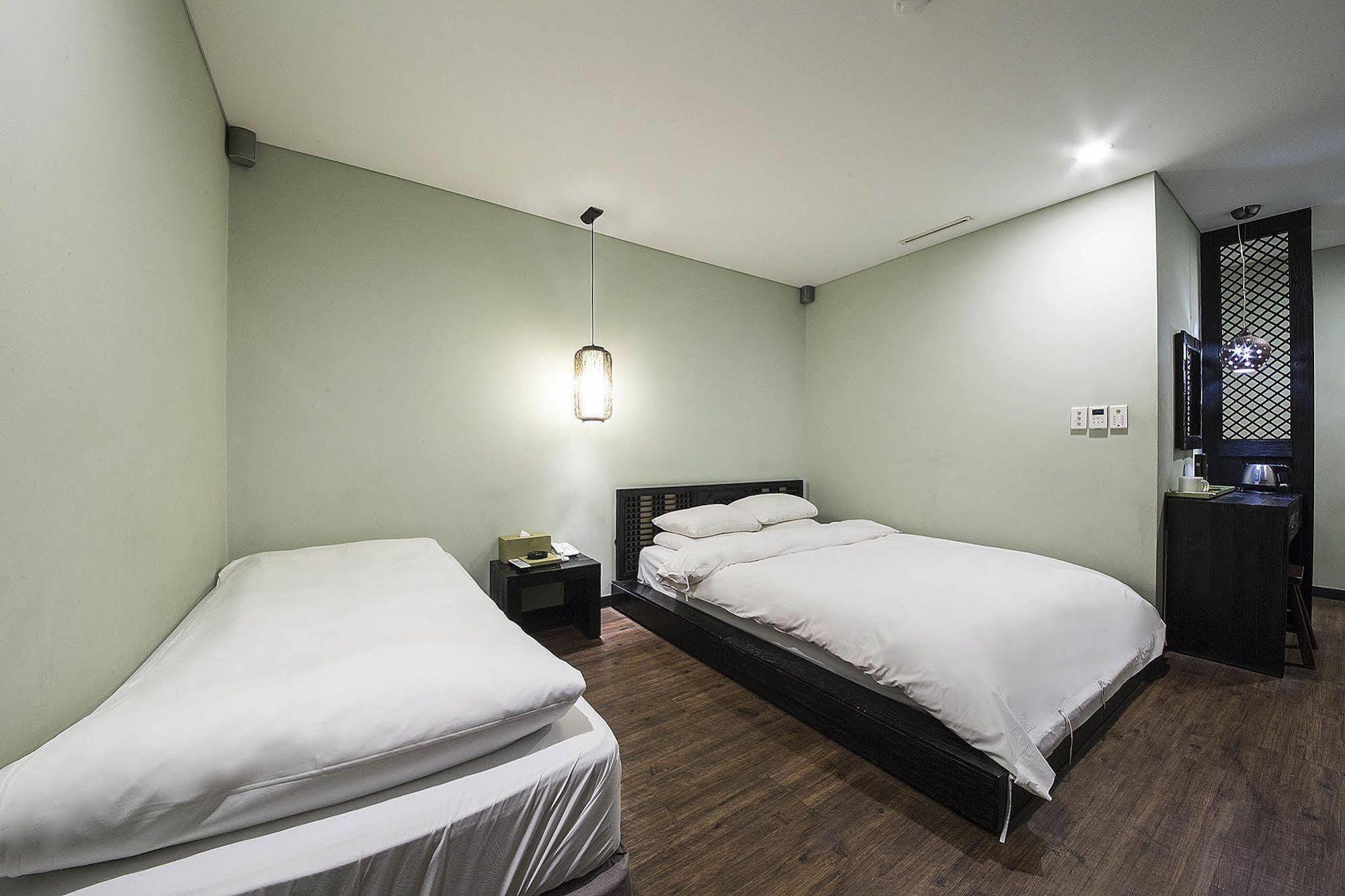 Mate Hotel Seoul Gimpo ภายนอก รูปภาพ